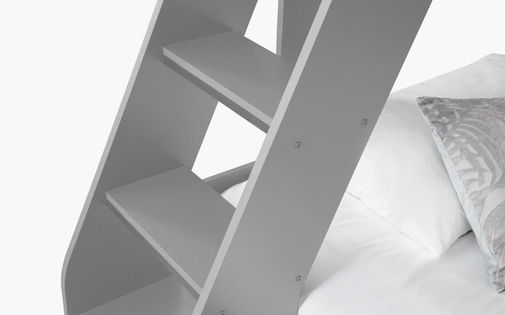 Domino Triple Bunk Bed - The Oak Bed Store