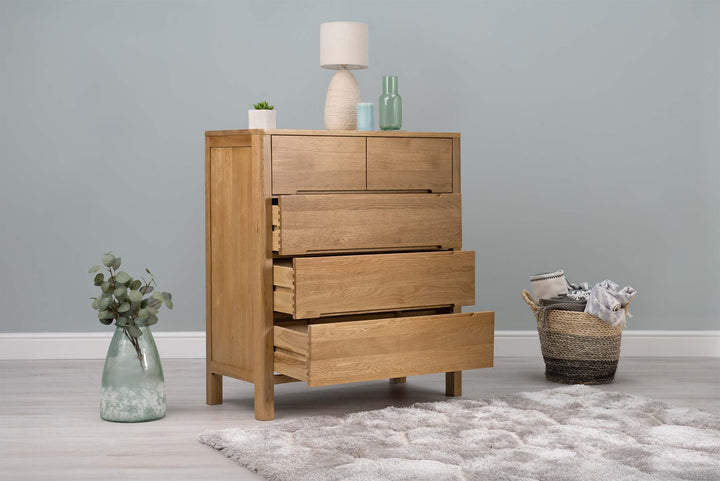 Natural Oak 4 Drawer Chest of Drawers - Style 1 - The Oak Bed Store