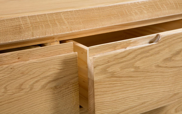 Curdridge Natural Oak 2+3 Drawer Chest of Drawers - The Oak Bed Store