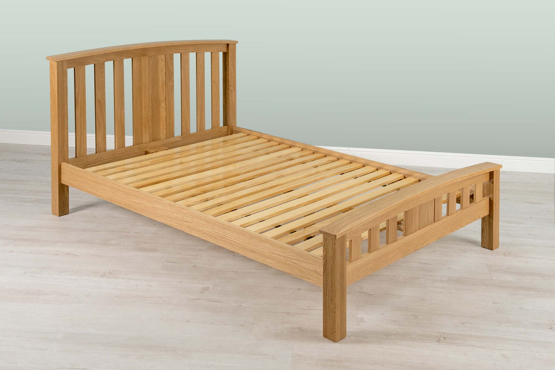 Sprung vs. Flat Slats: Choosing the Right Support for Your Bed Frame - The Oak Bed Store