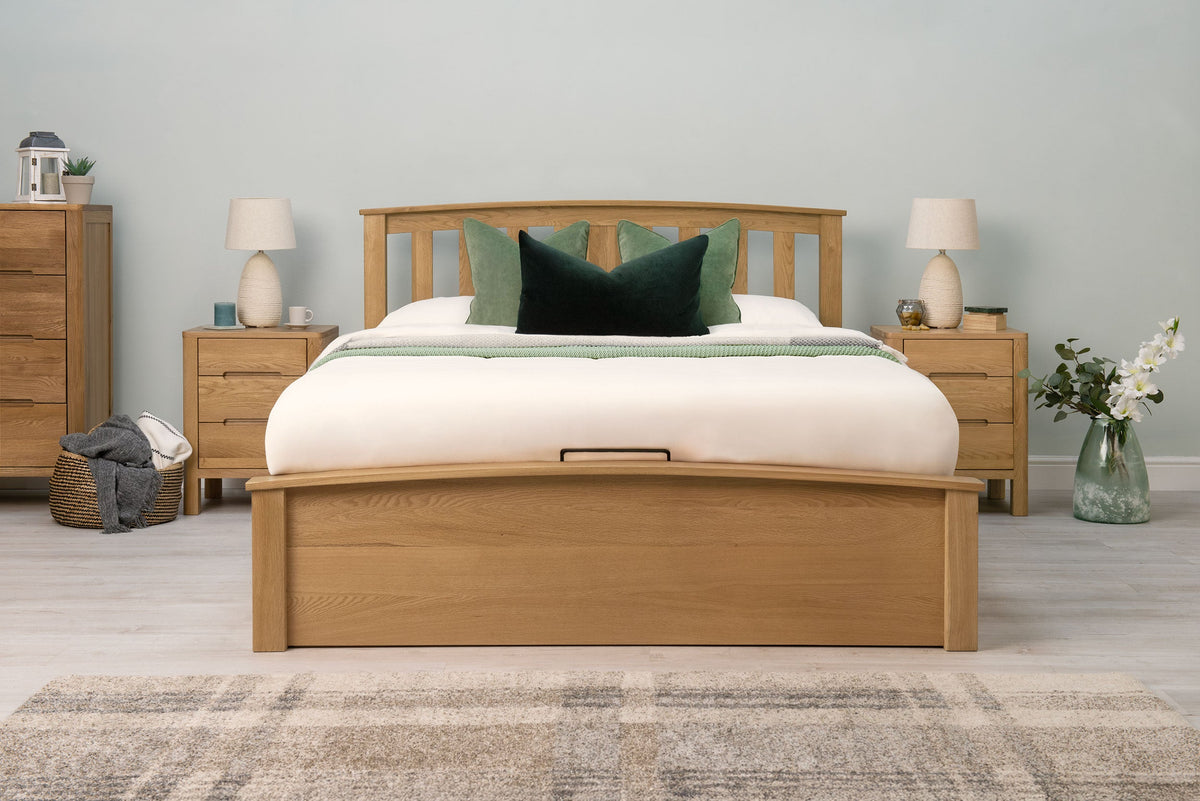 Solid Oak Beds by Style