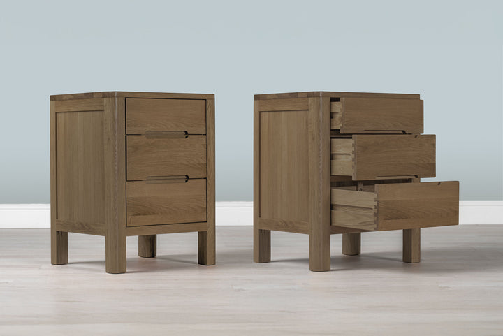 Rustic Oak 2+1 Drawer Bedside Table - Style 1 - Standard - The Oak Bed Store