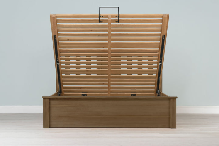 Wilmore Solid Rustic Oak Ottoman Storage Bed Frame - 6ft Super King - The Oak Bed Store