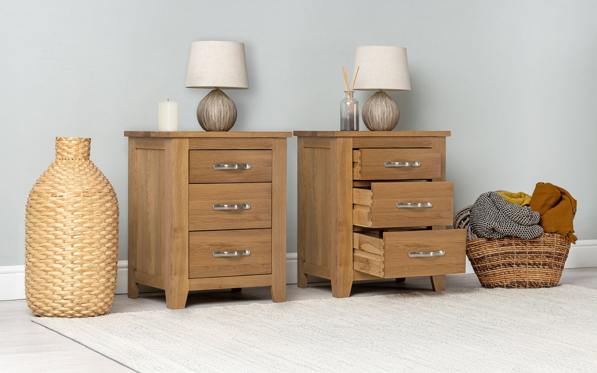 Boston Solid Natural Oak 2+1 Drawer Bedside Table - Standard - The Oak Bed Store
