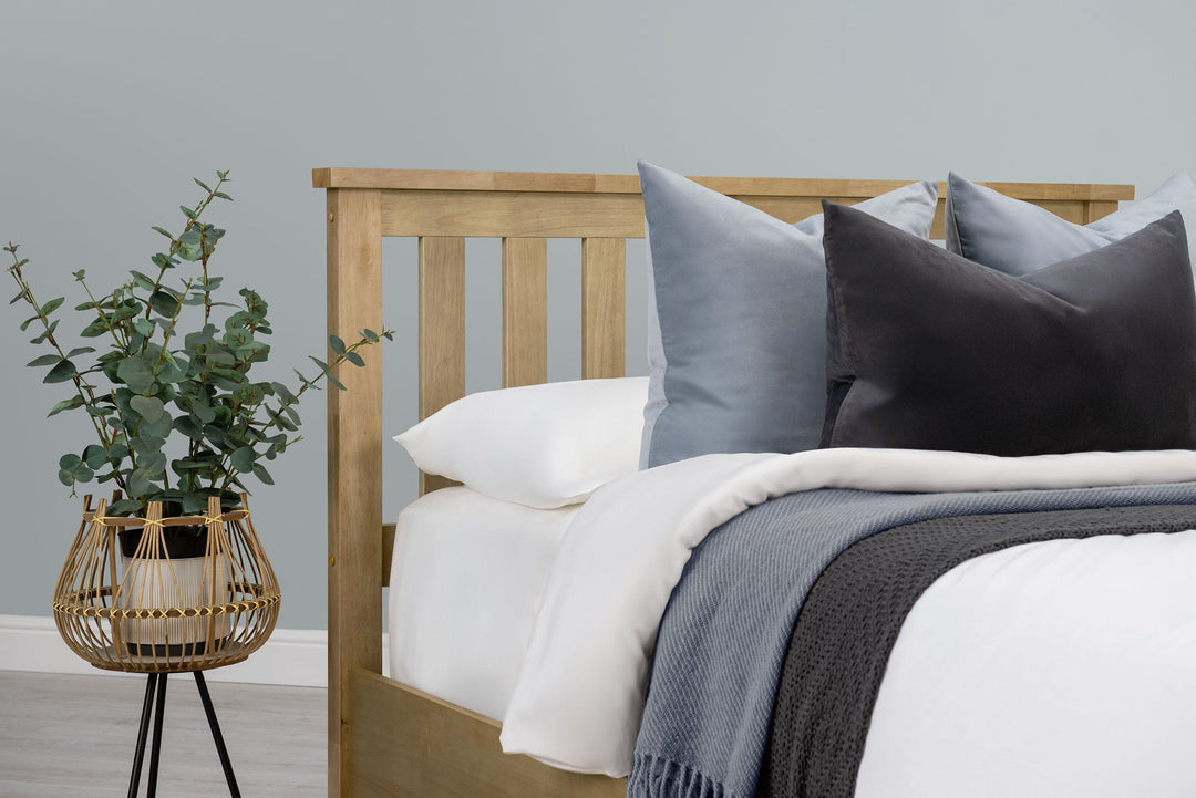 Chester Light Oak Ottoman Storage Bed Frame - 4ft6 Double - The Oak Bed Store