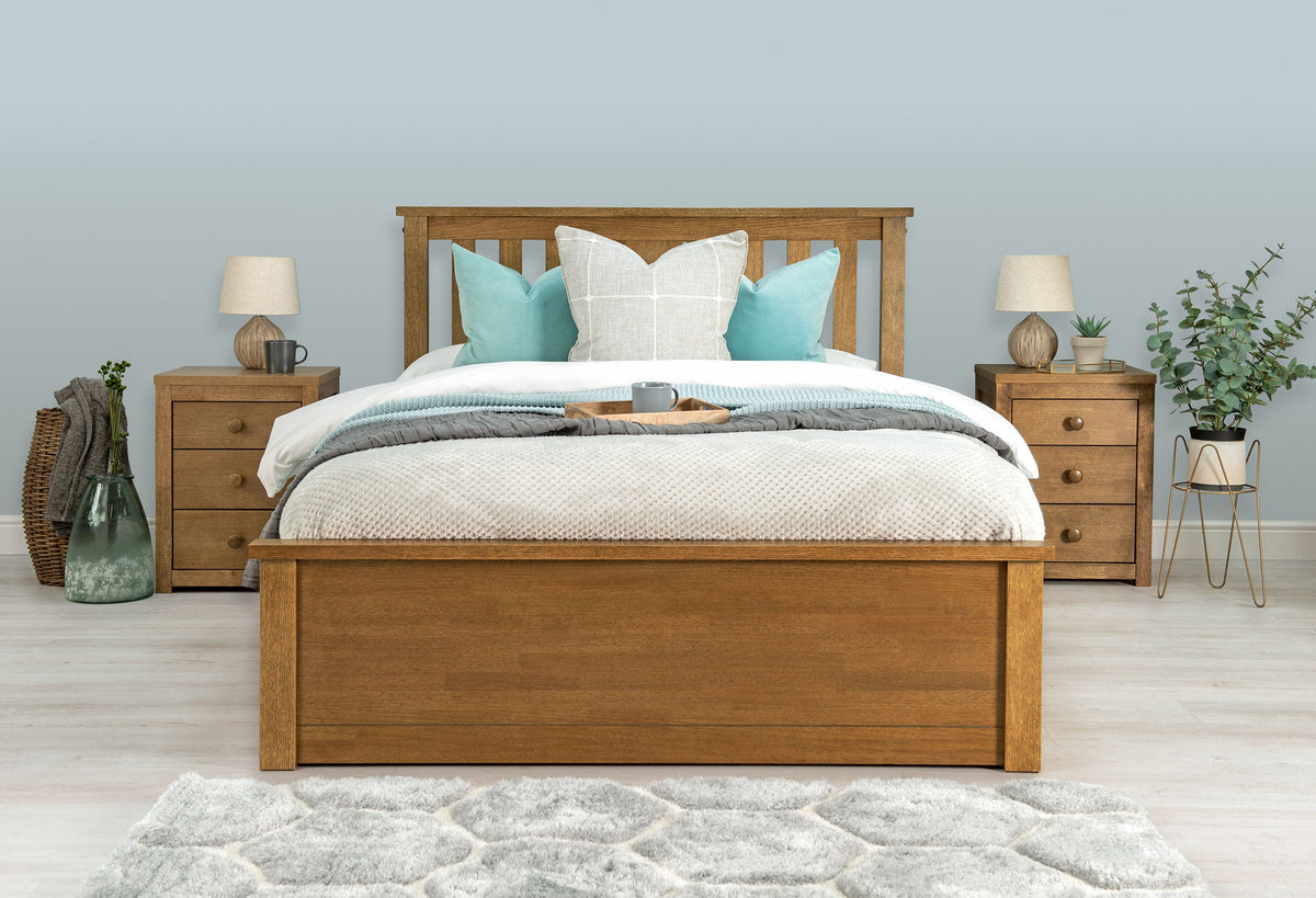 Chester Medium Oak Ottoman Storage Bed Frame - 4ft6 Double - The Oak Bed Store