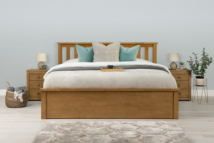 Chester Medium Oak Ottoman Storage Bed Frame - 6ft Super King - The Oak Bed Store