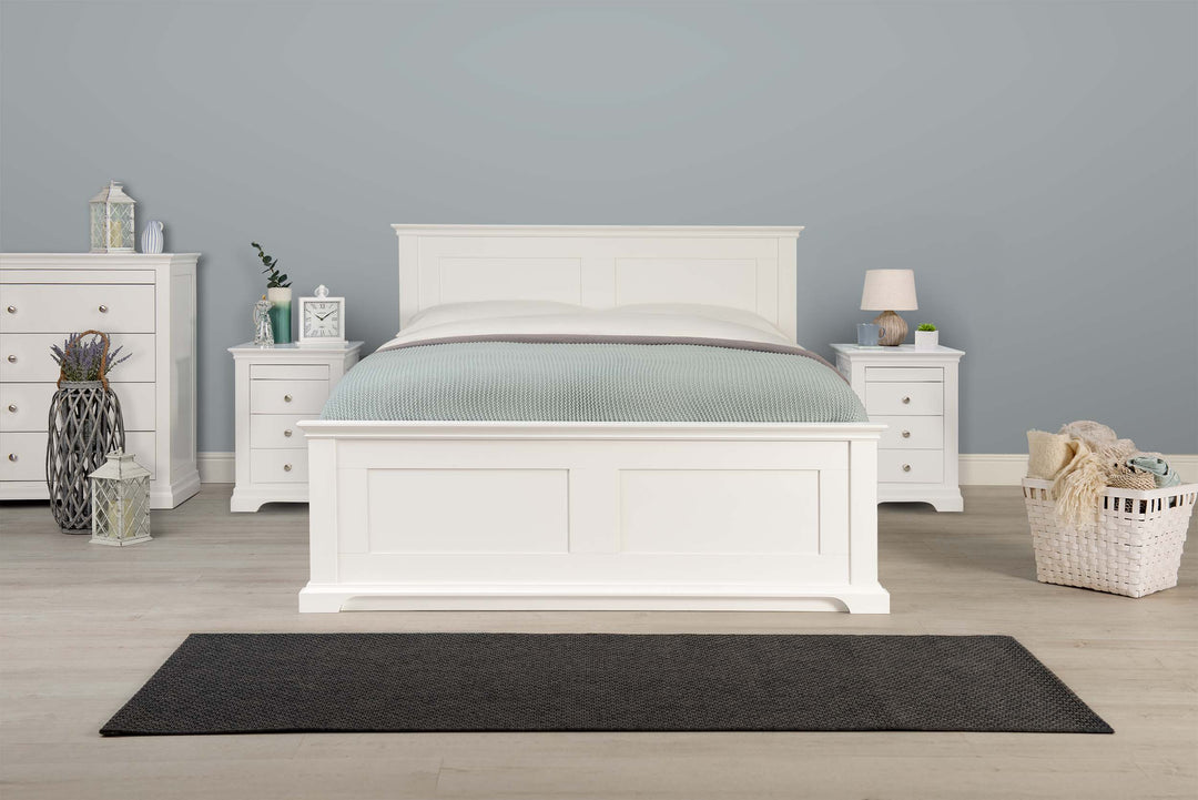 Chilgrove Bright White Ottoman Storage Bed Frame - 4ft6 Double - The Oak Bed Store