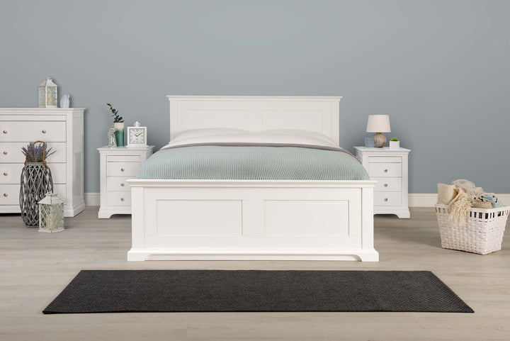 Chilgrove Bright White Ottoman Storage Bed Frame - 4ft6 Double - The Oak Bed Store