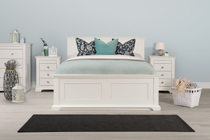 Chilgrove Bright White Ottoman Storage Bed Frame - 4ft6 Double - The Oak Bed Store