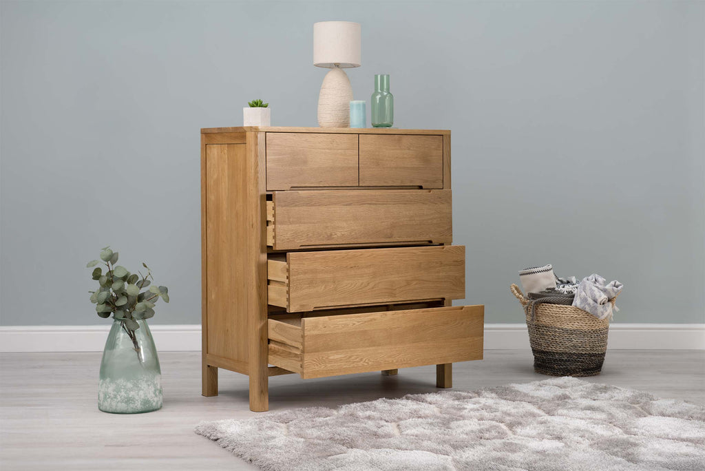 Natural Oak 4 Drawer Chest of Drawers - Style 1 - The Oak Bed Store