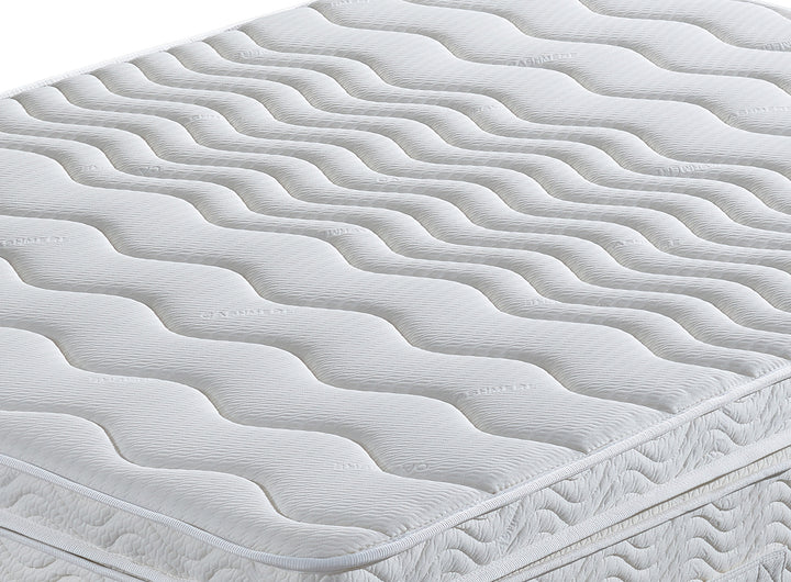 Top surface of The Flow Drift Cloud 2000 mattress with quilted box top and soft finish