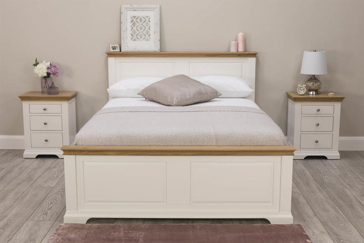 Westcott Soft White & Natural Oak Solid Wood Bed Frame - 4ft6 Double - B Grade - The Oak Bed Store