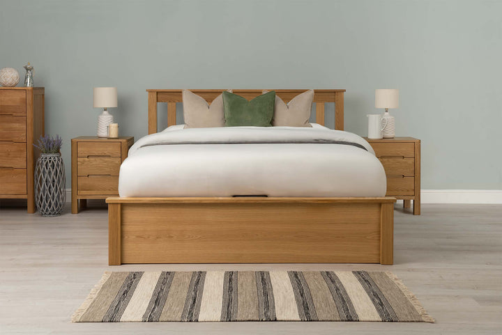 Wimbledon Solid Natural Oak Ottoman Storage Bed Frame - 5ft King Size - The Oak Bed Store