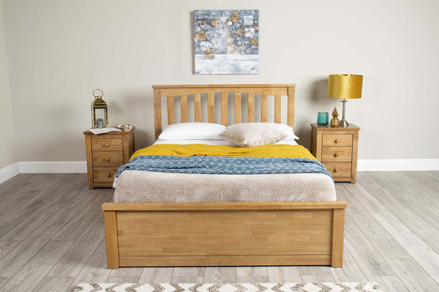 Alexander Medium Oak Ottoman Storage Bed Frame - 4ft6 Double - The Oak Bed Store