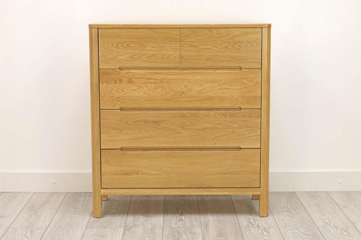 Canterbury Natural Oak 4 Drawer Chest of Drawers - The Oak Bed Store