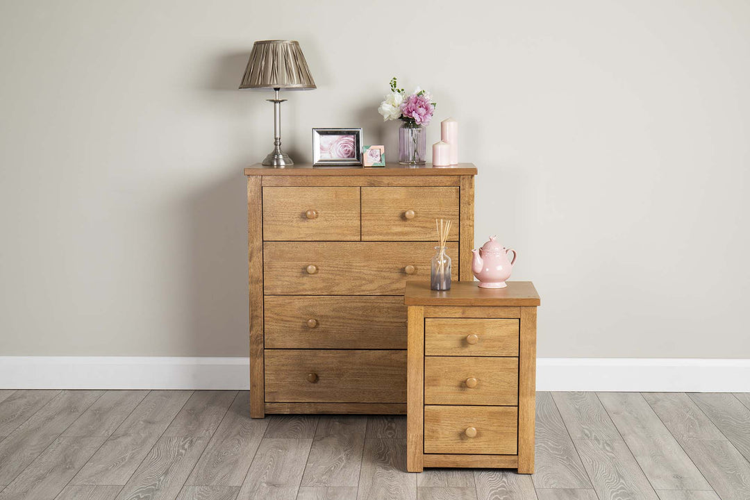 Chester Medium Oak 2 Over 3 Chest of Drawers - B GRADE - The Oak Bed Store