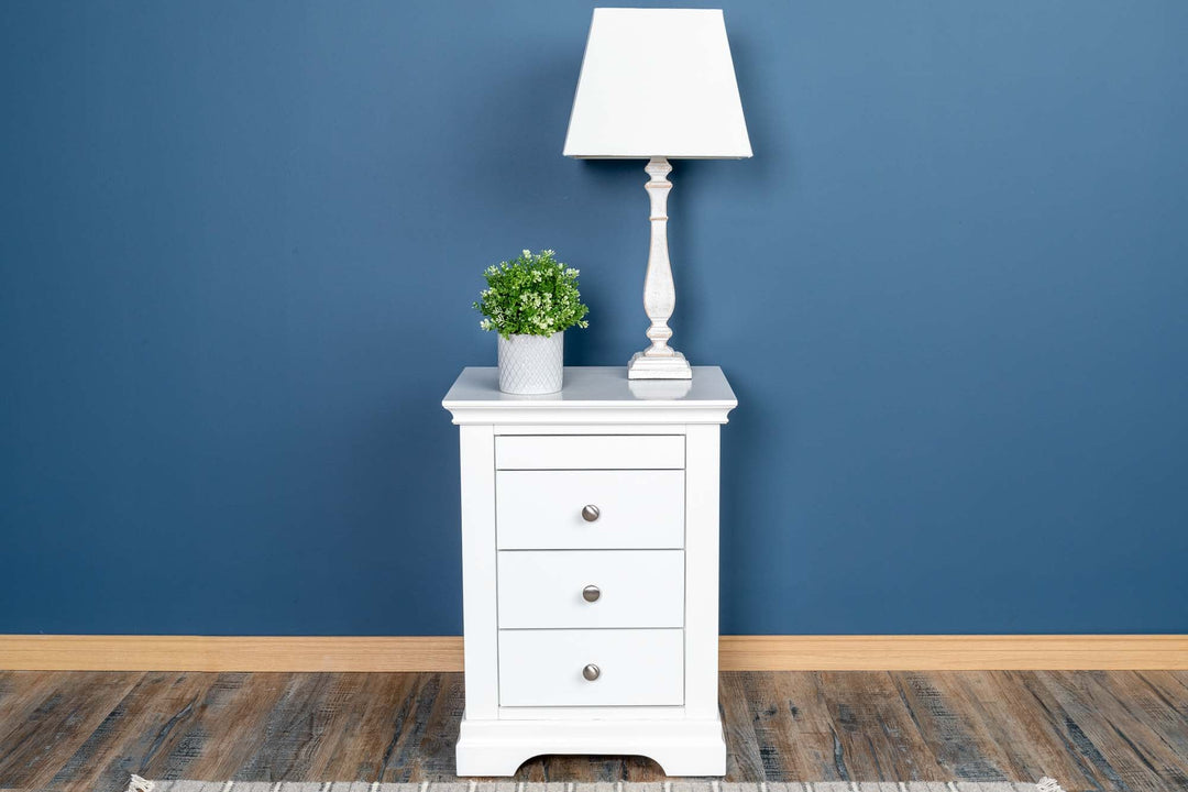 Chilgrove Bright White 3 + 1 Drawer Bedside Table - The Oak Bed Store