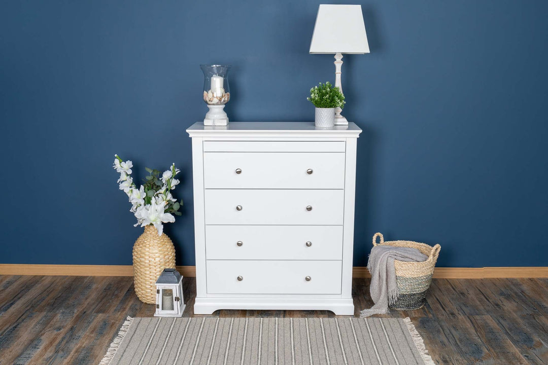 Chilgrove Bright White 4 + 1 Drawer Chest of Drawers - The Oak Bed Store