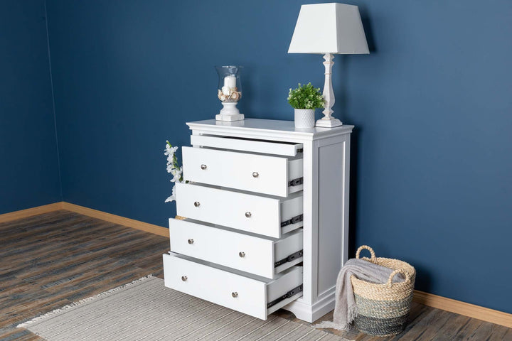 Chilgrove Bright White 4 + 1 Drawer Chest of Drawers - The Oak Bed Store