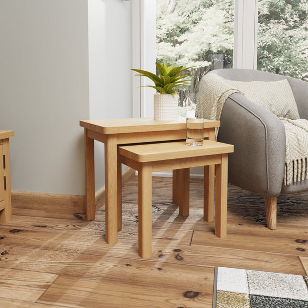 Roman Nest of 2 Tables